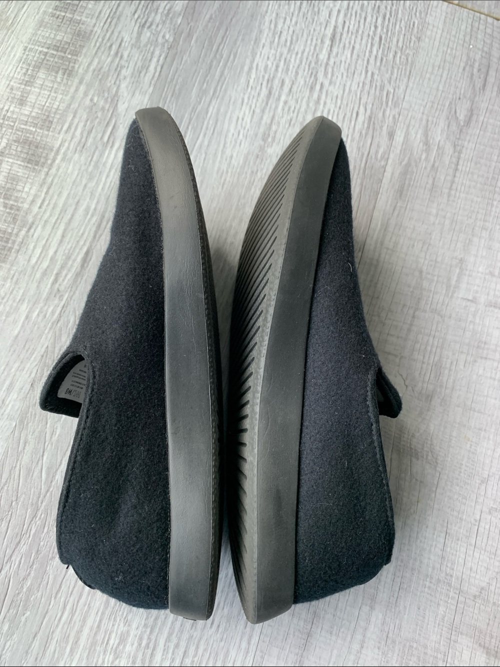 allbirds Women’s Black Wool Slip-On Loafers, Size 8. - Picture 2 of 5